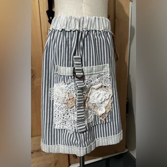 NEW Blue Denim Ticking Crochet and Lace Pocket Shorts - Picture 5 of 5